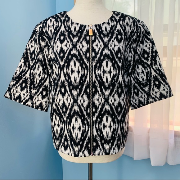 Vince Camuto Black and White Ikat Print Short Sleeve Jacket - Picture 1 of 7